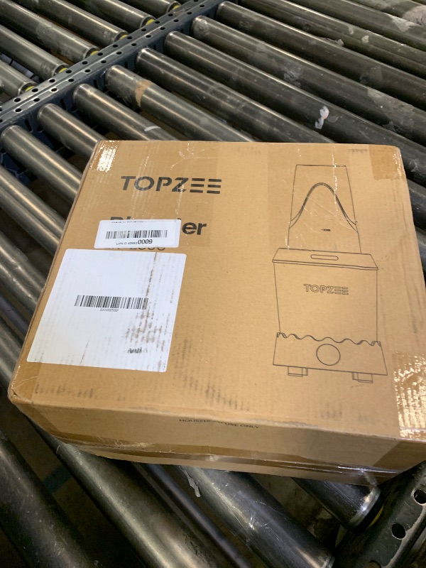 Photo 1 of TOPZEE Personal Smoothie Blender - 1000W Single Serve Smoothie Maker with 24oz Portable Travel Cups, Ideal for Protein Shakes, Frozen Drinks, and Kitchen Use