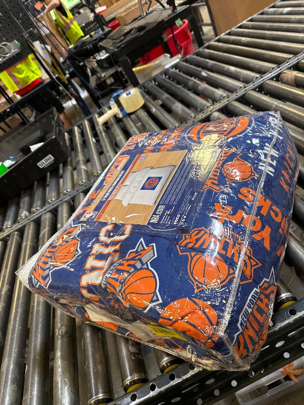 Photo 1 of FOCO New York Knicks NBA Team Color Bed in a Bag Comforter Bedding 5 Piece Set - Twin