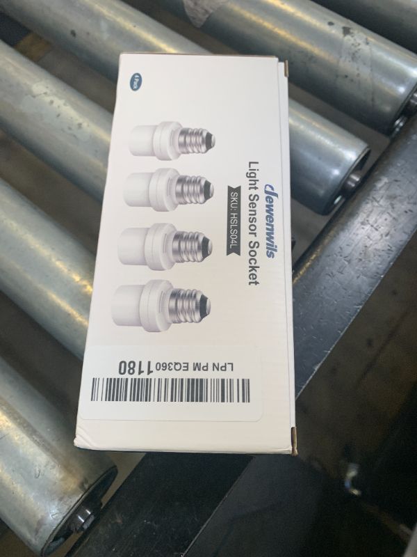 Photo 1 of DEWENWILS Light Sensor Socket, E26/E27 Socket Adapter, Automatic Dusk to Dawn, Double Sensors for Porch/Wall Light Fixtures, Compatible with Incandescent/CFL/LED/Halogen, 4 Pack, White, ETL Listed
