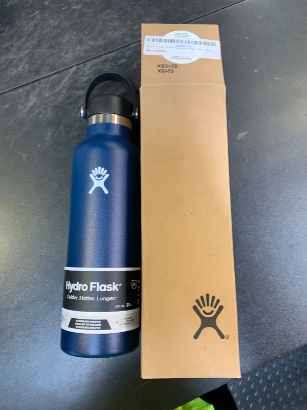 Photo 1 of Hydro Flask Water Bottle - Insulated Stainless Steel - Non Spill, Leakproof in 21 Oz Indigo Blue