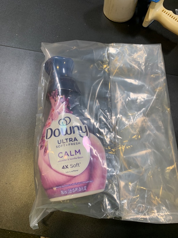 Photo 1 of Downy Ultra Soft Fabric Softener Liquid, Calm, Lavender and Vanilla Bean, 26 fl oz, 39 Loads