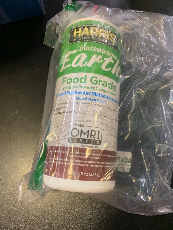 Photo 1 of HARRIS Diatomaceous Earth Food Grade, Half Pound with Easy Application Puffer Tip