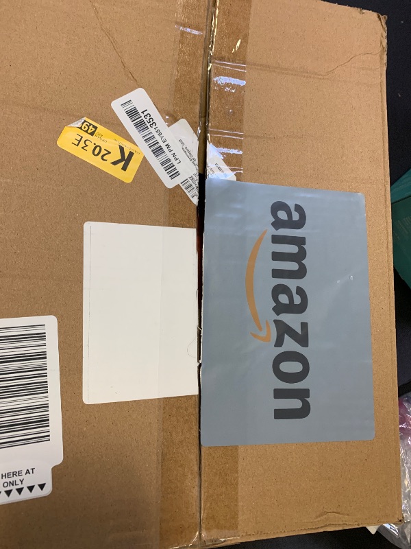 Photo 1 of Quality Park Bubble Mailers, 6 x 9 Shipping Envelopes, Water Resistant Coral Poly Padded Envelopes, Redi-Strip Peel Off Closure, 50/Box (QUA85866)