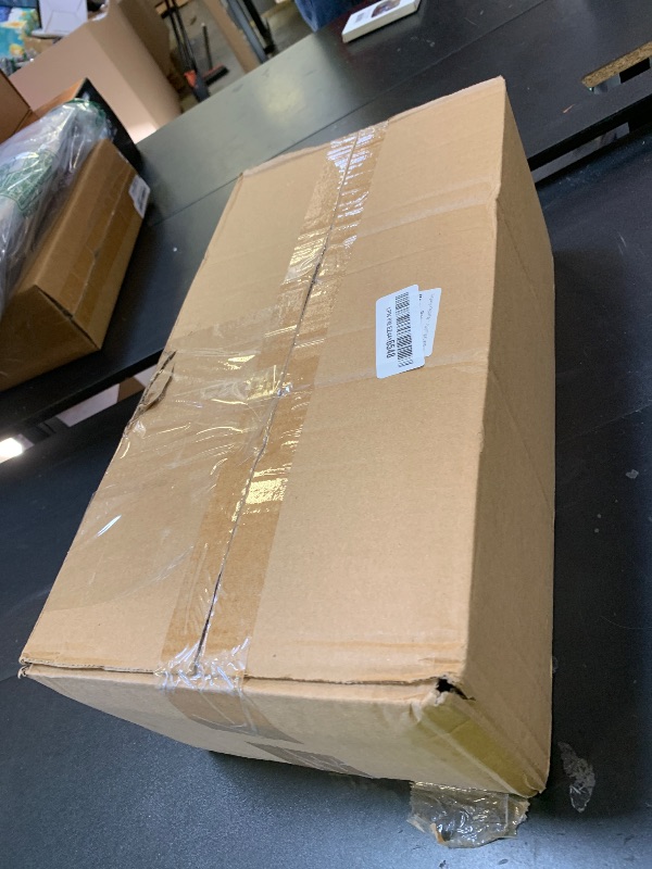 Photo 1 of Veiuwa 36 Pcs White Pillar Candles Bulk Set?Hurricane Candles?3 Different Lengths (12 Each)?Dripless Unscented Smokeless?Gives You a Better Atmosphere When Organizing an Event Party.