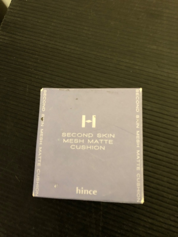 Photo 1 of hince Second Skin Mesh Matte Cushion - 12g, Natural Coverage, Semi Matte Finish, Flawless Coverage, 24hr Long Lasting, Korean Cushion Foundation, Blue Cushion (PORCELAIN, 17)