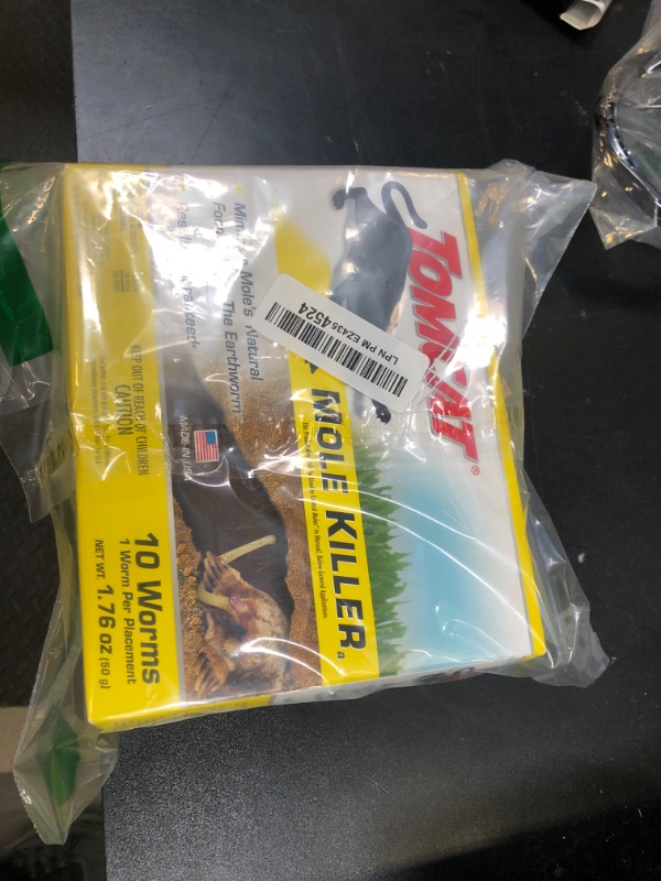Photo 1 of Tomcat Mole Killer, Mimics Natural Food Source, Poison Kills in a Single Feeding, 10 Worms
