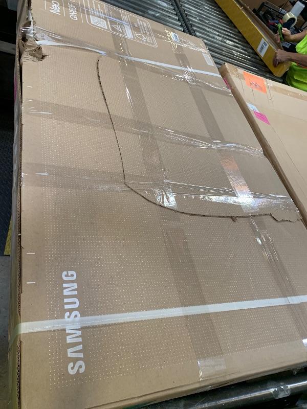 Photo 1 of Samsung 65-Inch Class Neo QLED 4K QN80F Series, Vision AI, Mini LED Smart TV (2025 Model, 65QN80F) Neo Quantum HDR, Object Tracking Sound Lite w/Dolby Atmos, NQ4 AI Gen2 Processor, Alexa Built-in