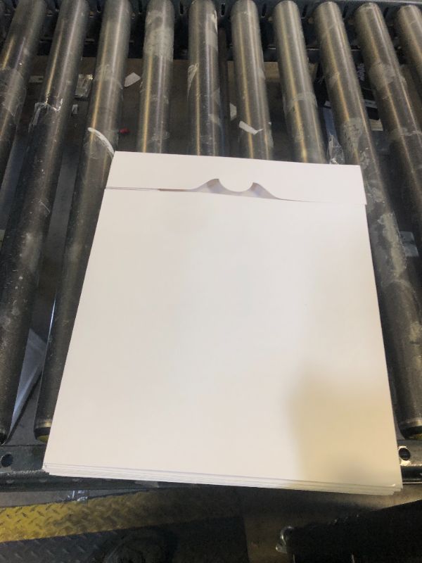 Photo 1 of ONE MORE [15pcs] 12inch White Bakery Boxes, 12x12x2.5inch Large Pie Boxes with PVC Window Natural Disposable Box for Cookie,Pack of 15 (White, 15)