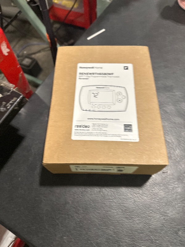Photo 1 of Honeywell Home RENEWRTH6580WF 7-Day Wi-Fi Programmable Thermostat (Renewed)