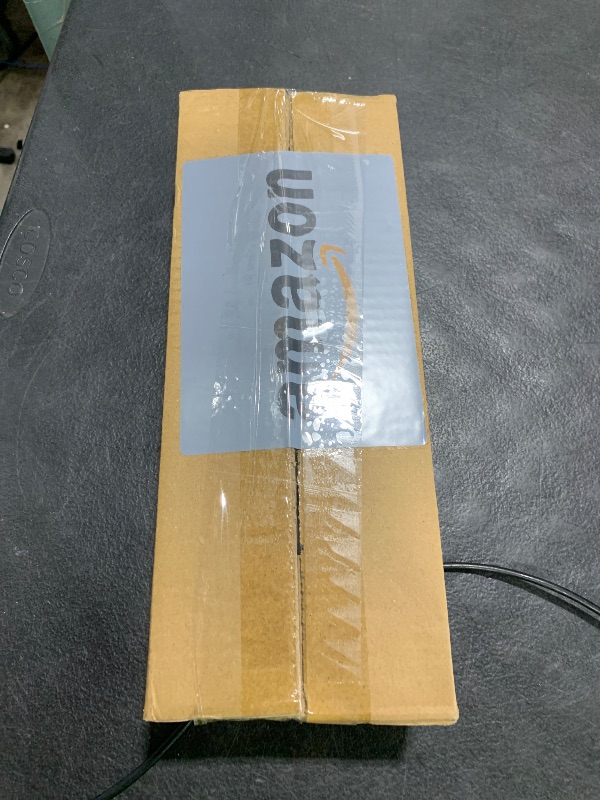 Photo 1 of Lamitocs Skirt Hangers?Pants Hangers with Clips?360 ° Swivel Hooks Space Saving Hangers for Pants, Skirts, Clothes, Jeans (10Pack, Translucent)