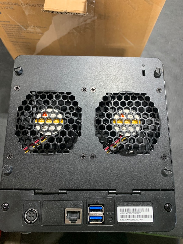 Photo 1 of Synology 4 bay NAS DS420j (Diskless), 4-bay; 1GB DDR4