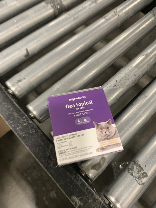 Photo 1 of Amazon Basics Topical Flea Treatment for Large Cats (Over 9 Pounds), 4 Count (Previously Solimo)