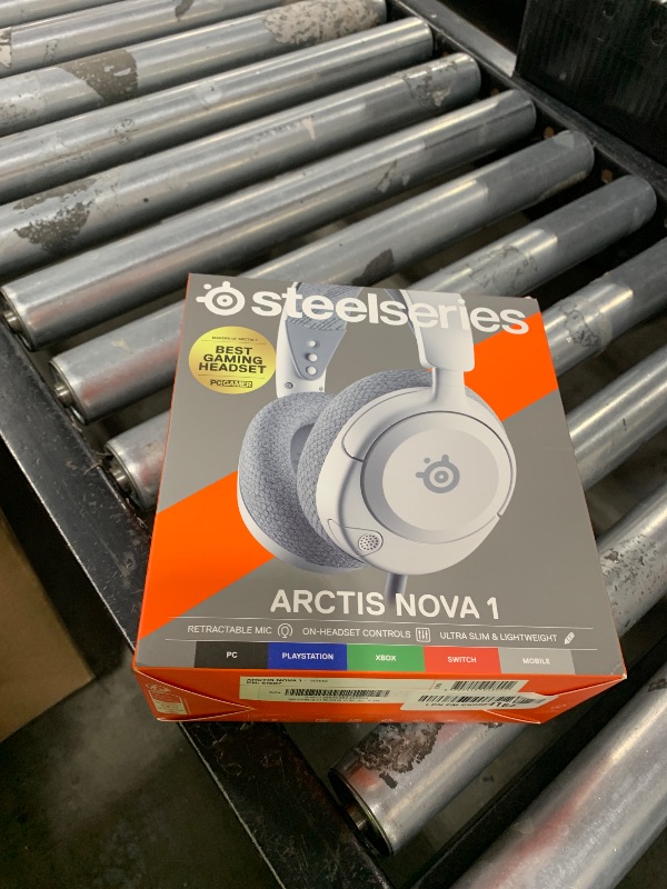 Photo 1 of SteelSeries Arctis Nova 1 Multi-System Gaming Headset — Hi-Fi Drivers — 360° Spatial Audio — Comfort Design — Durable — Ultra Lightweight — Noise-Cancelling Mic — PC, PS5/PS4, Switch, Xbox - White