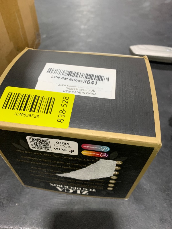 Photo 1 of ZLCA MTG Commander Deck Box with Display Window, Deck Box Holds 100 Double-Sleeved with Dice Tray & 35pt Magnetic Card Holder?Black& Green?