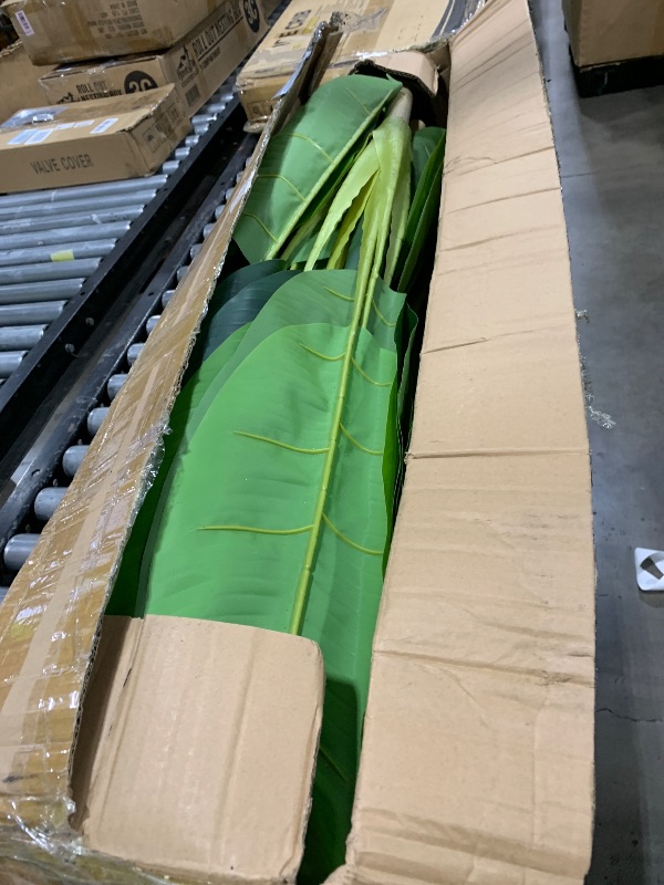 Photo 1 of Jexine 2 Pack 6 ft Artificial Banana Tree with Pot Faux Banana Plants Tall Faux Floor Leaf Plant with 3 Trunks and 19 Large Leaves for Indoor Home Office Decor Housewarming Gift