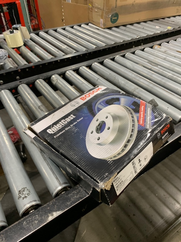 Photo 1 of BOSCH 16011619 QuietCast Premium Disc Brake Rotor - Compatible with Select Dodge Dart; REAR - Single