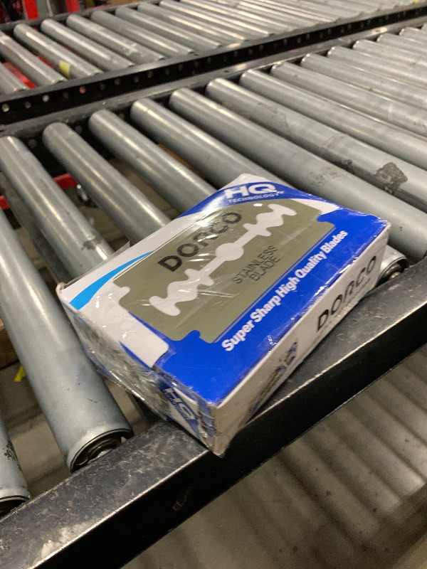 Photo 1 of Dorco ST300 Platinum Double Edge Razor Blades | 1000 Blades | Premium Quality for Smooth, Precise Shaving | Durable and Long-Lasting | Ideal for All Safety Razors
