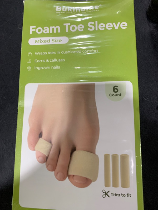 Photo 1 of Bukihome Cuttable Toe Tubes Sleeves - Foam Toe Protectors for Corns, Calluses, Blisters - Fabric & Breathable Gel Lining Toe Sleeve Protectors Relief Toe Pressure Pain - 6 Count, White