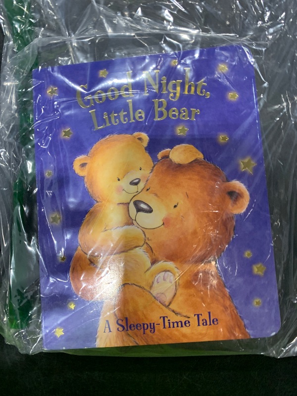 Photo 1 of Good Night, tle Bear: A Sleepy-Time Tale