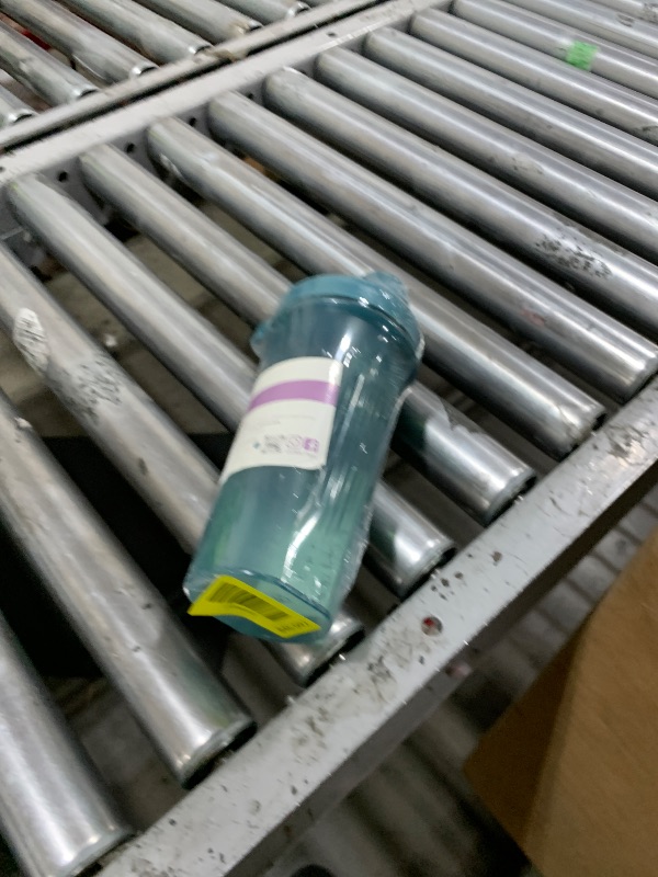Photo 1 of Mr. Pen- Shaker Bottles for Protein Mixes with Twist Cap, 28 oz, Protein Shaker Bottle with Wire Whisk Ball, Shaker Cup, Mixer Bottle