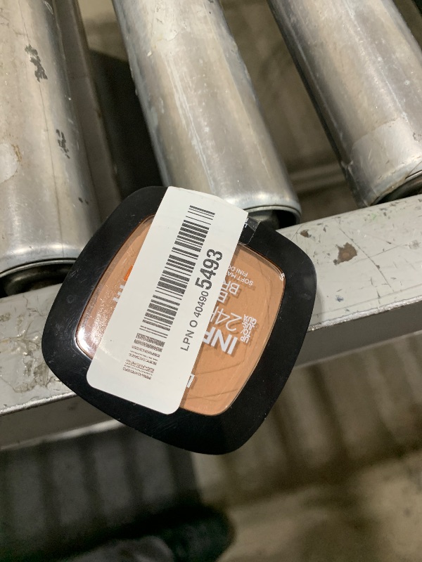 Photo 1 of L'Oreal Paris Infallible Up to 24H Fresh Wear Soft Matte Longwear Bronzer. Waterproof, heatproof, Transfer, humidity and sweatproof, Light Medium, 0.31 oz