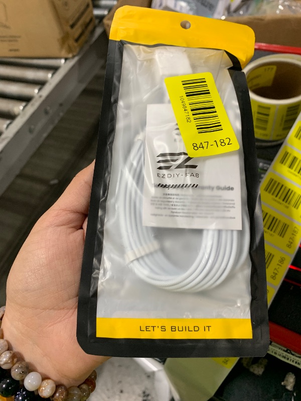 Photo 1 of EZDIY-FAB GPU Power Sleeved Cable Extension, 16pin(12+4) 12VHPWR PCIe 5.0 Connector Male to Female for RTX4070Ti Super, 4080 Super, 4090, with Cable Combs-16AWG/ All White