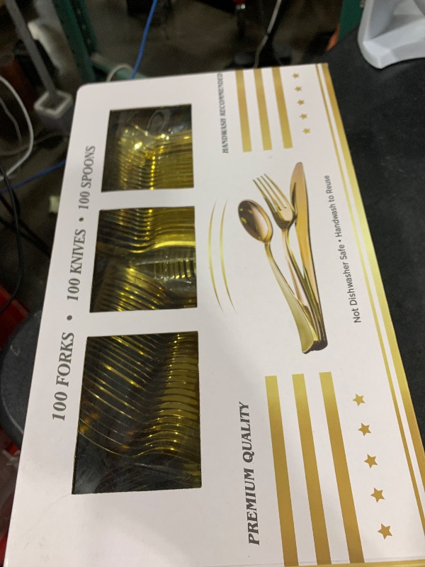 Photo 1 of N9R 300PCS Gold Plastic Silverware, Heavy Duty Gold Plastic Cutlery Set Disposable Flatware Dinnerware, 100 Forks, 100 Spoons, 100 Knives, Perfect for Party, Wedding and Daily Use