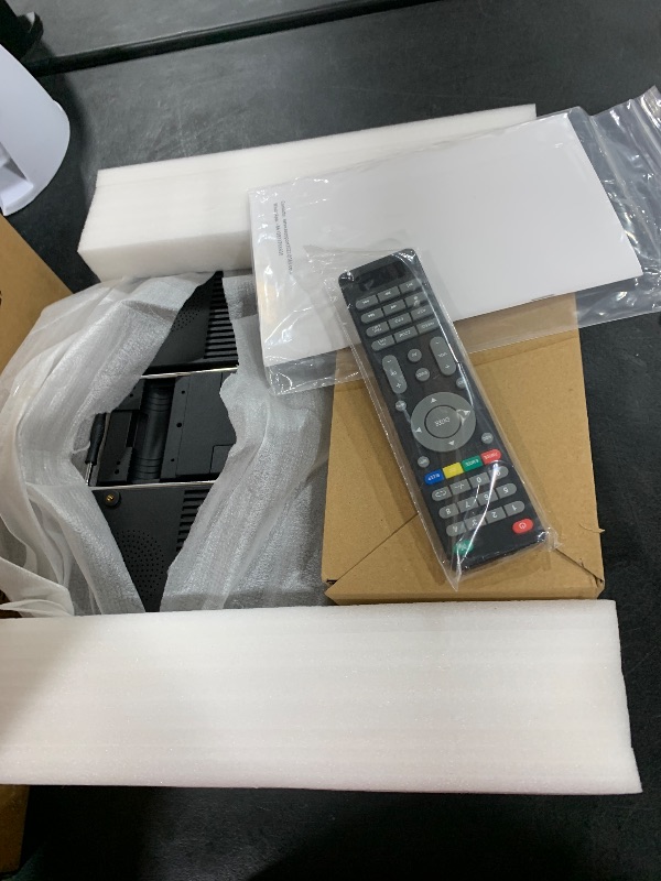 Photo 1 of othoig 15.6 inch Small TV,Flat FHD IPS 1080P Screen TV with Antenna and Digital ATSC Tuner,HDMI/USB/VGA/Port,12 Volt Car Charger Cable/AC Power for Kitchen and Caravan(Non Smart TV)