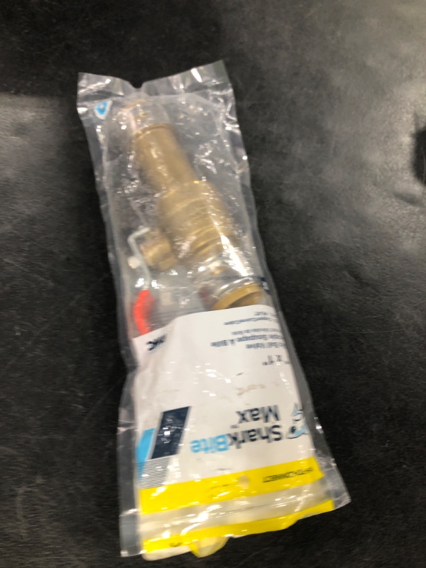 Photo 1 of SharkBite Max 1 x 1 Inch Push-to-Connect Slip Ball Valve, Brass Plumbing Fitting, Copper, CPVC, UR24737