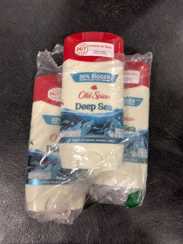 Photo 1 of Old Spice Men's Antiperspirant & Deodorant Deep Sea with Ocean Elements, 3.4oz (Pack of 3)