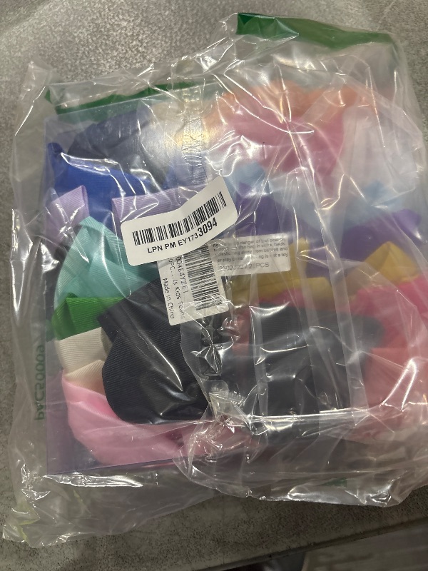 Photo 1 of Oaoleer 20PCS 6 Inch Hair Bows for Girls Grosgrain Ribbon Toddler Hair Accessories with Alligator Clips for Toddlers Baby Girls Kids Teens