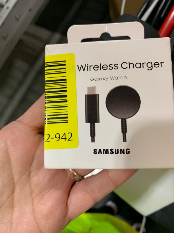 Photo 1 of SAMSUNG Official Galaxy Watch Fast Wireless Charger (USB-C) - Black (EP-OR900BBEGWW)