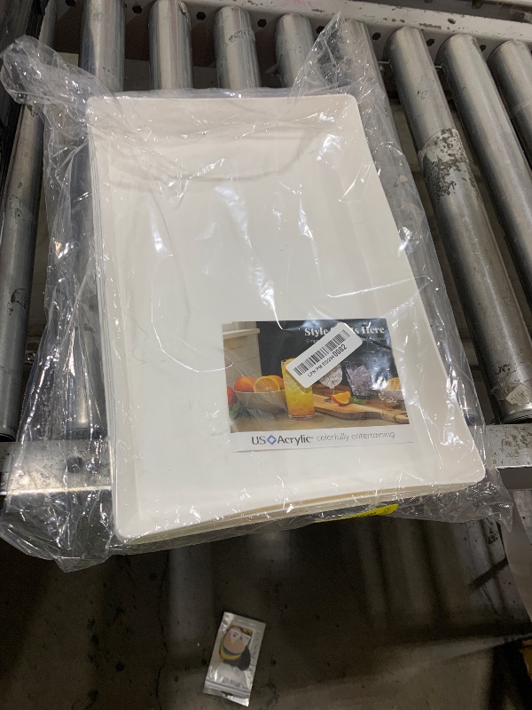 Photo 1 of 4 PC FOOD TRAY WHITE 