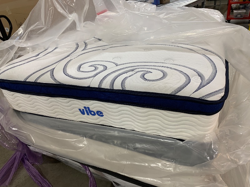 Photo 1 of Vibe Quilted Hybrid Mattress, 12-Inch Innerspring and Pillow Top Gel Memory Foam Mattress Twin XL, White