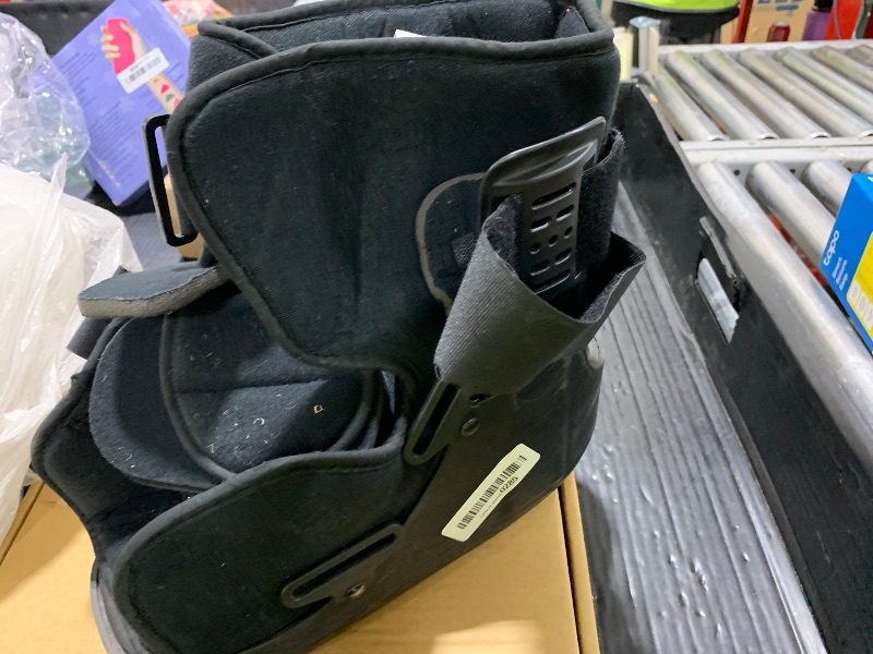 Photo 1 of Jewlri Air Walker Boot, Fracture Boot Short Walking Protection Fits Left or Right Foot Ankle Support for Injuries Fractures Sprains Black L