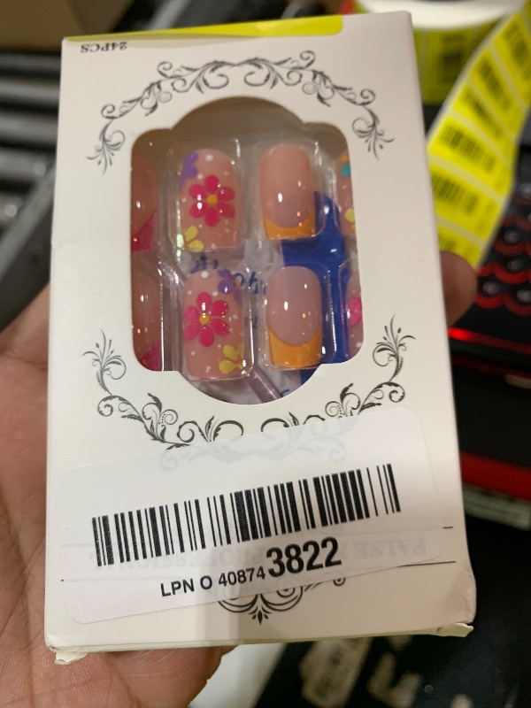 Photo 1 of French Tip Press on Nails Short Square Fake Nails Nude Pink False with Flower Designs Acrylic Artificial Nails Full Cover Glue on Nails Stick on Nails for Women Girls