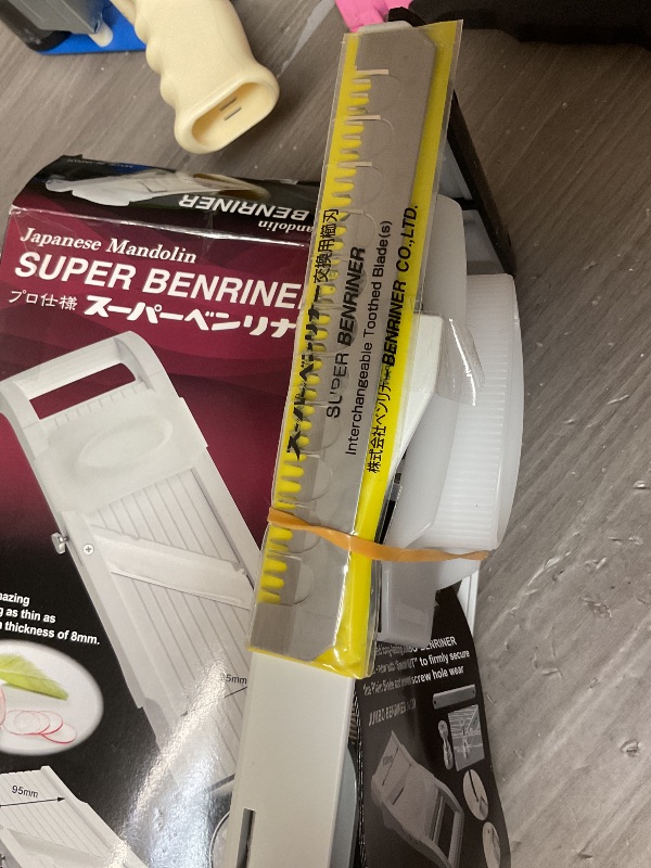 Photo 1 of Benriner Mandoline Super Slicer, with 4 Japanese Stainless Steel Blades, BPA Free, 14.5 x 5.25-Inches, New Model