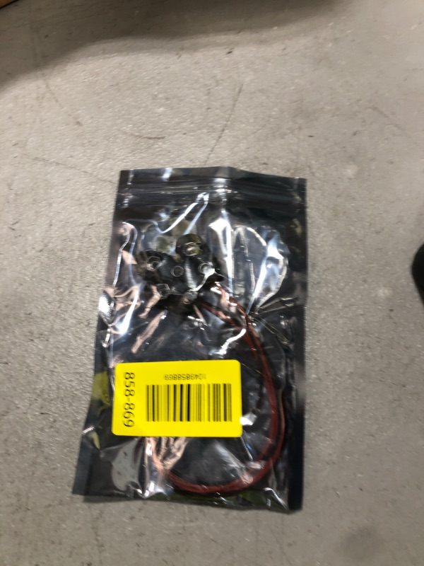 Photo 1 of California JOS 9V Battery Clip Connector Used in Student Experiment or Other Equipment with 9V Battery (I-Type, Soft Shell) - 2 PCS