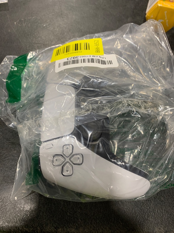 Photo 1 of Playstation 5 DualSense Wireless Controller - White (Renewed)