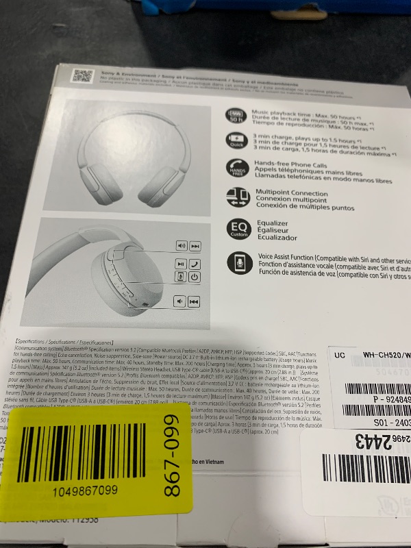 Photo 1 of Sony WH-CH520 Wireless Headphones Bluetooth On-Ear Headset with Microphone and up to 50 Hours Battery Life with Quick Charging, White