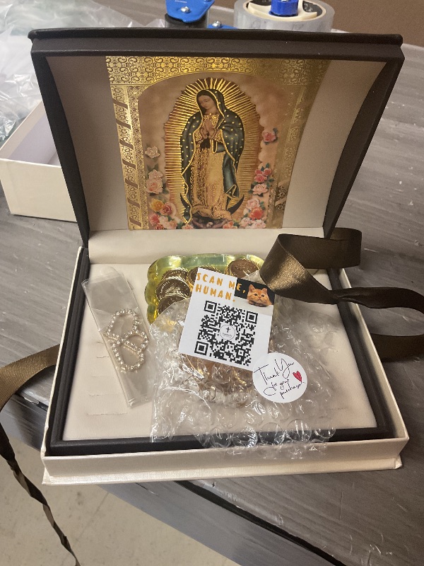 Photo 1 of Cuitáxi Arras de boda catolica with our virgen of Guadalupe in a premium gift box made of 14k Gold Plated - arras de matrimonio - wedding coins - arras for wedding coins catholic