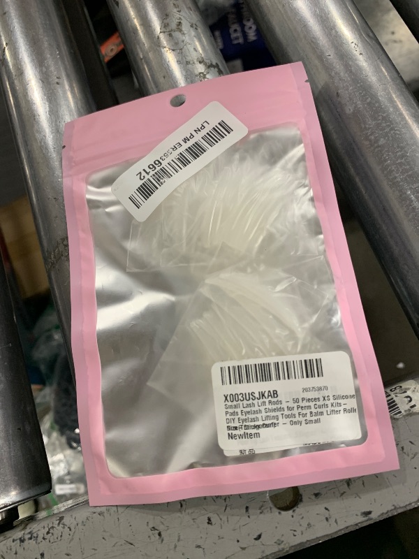 Photo 1 of Small Lash Lift Rods - 50 Pieces XS Silicone Pads Eyelash Shields for Perm Curls Kits- DIY Eyelash Lifting Tools For Balm Lifter Roller Non-Sticky Curler - Only Small Size(Transparent)