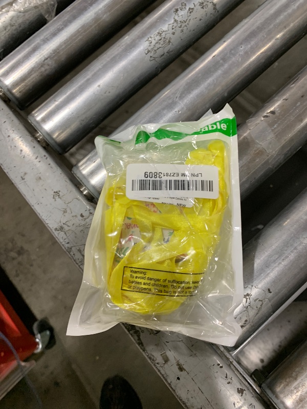 Photo 1 of yellow yarn