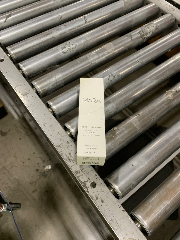 Photo 1 of MARA - Sea Sculpt Body Oil for Firmness & Cellulite with Algae + Moringa | Proprietary Plankton Actives to Smooth, Tone, Firm + Hydrate Skin, For All Skin Types (4 fl oz | 120 ml)