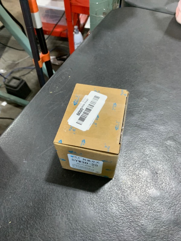 Photo 1 of VictorsHome Changeover Switch SYW30-25 2 Positions 6 Terminals Universal Rotary Cam Selector Latching Switches 660V 25A