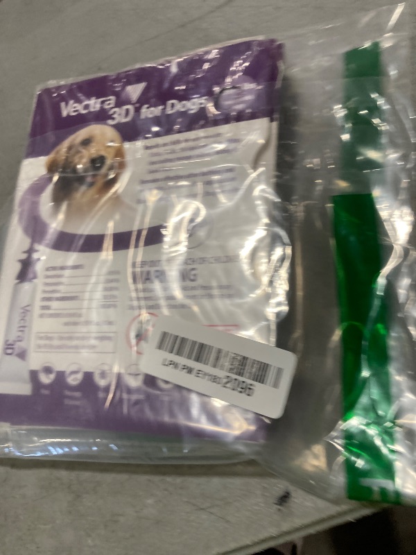 Photo 1 of Vectra 3D for Dogs Flea, Tick & Mosquito Treatment & Prevention for Large Dogs (56 to 95 lbs) , 4 month supply