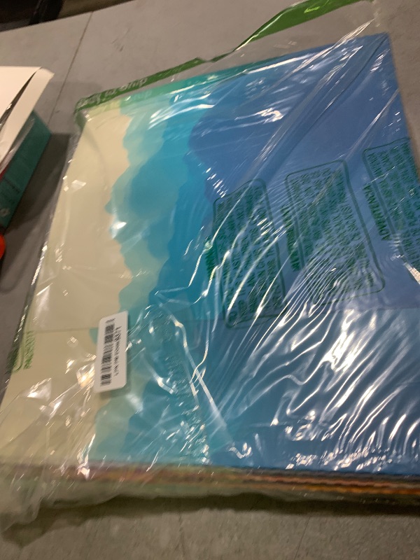 Photo 1 of SATINIOR 24 Pcs Privacy Folders for Students, 12 Colors Desk Dividers Classroom Privacy Boards, Testing Dividers for Classroom Bulk, Study Panel for School Teacher Student(Gradient Style)