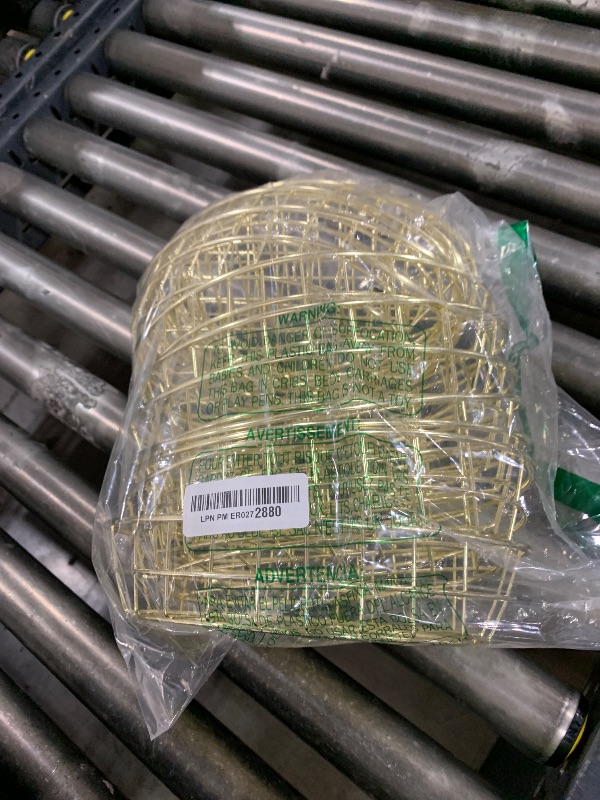 Photo 1 of Hushee 12 Pcs Wire Bread Basket 9.5 x 6.2 x 2.2 Inch Oval Metal Dinner Roll Baskets for Serving Fruit Bowl Storage with 50 Sheets Deli Wrappers Paper for Kitchen Table Fast Food(Gold,9.5 x 6.2 x 2.2)