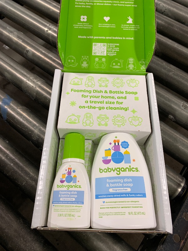 Photo 1 of BabyGanics Dish Giftset, Standard Pump, Travel Size and Refill, Fragrance Free