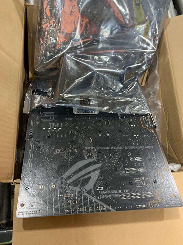 Photo 1 of Asus ROG Strix Z690-E Gaming WiFi Desktop Motherboard - Intel Z690 Chipset - Socket LGA-1700 - Intel Optane Memory Ready - ATX - Pentium Gold, Celeron, Core i5, Core i7, Core i9 Processor Supported -